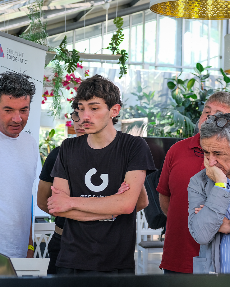 7 evento tecnologie in rilievo milano prima edizione foto 2 strumenti topografici