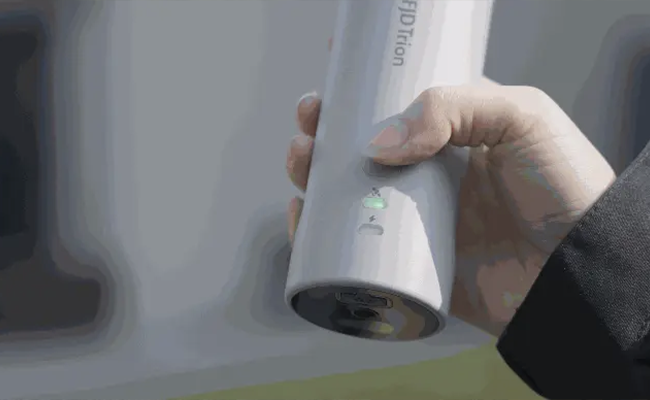 basta individuare il punto fjd trion v4e fa il resto strumenti topografici