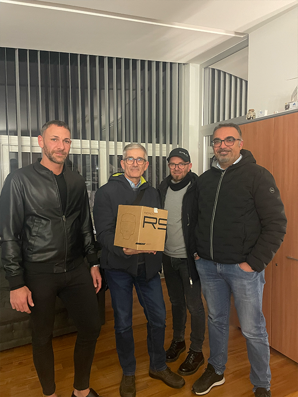 foto cliente due strumenti topografici