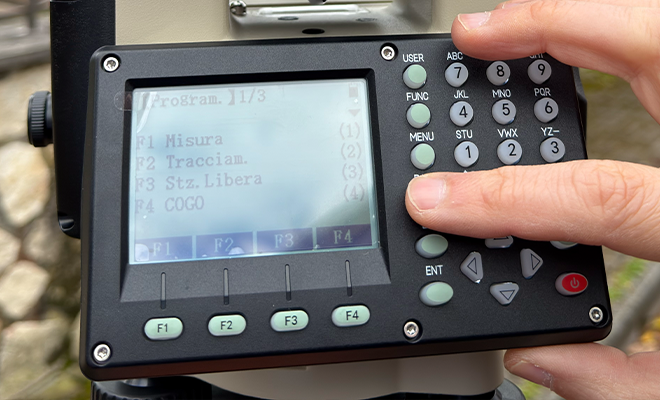 programmi topografici onboard stazioni totali - strumenti topografici