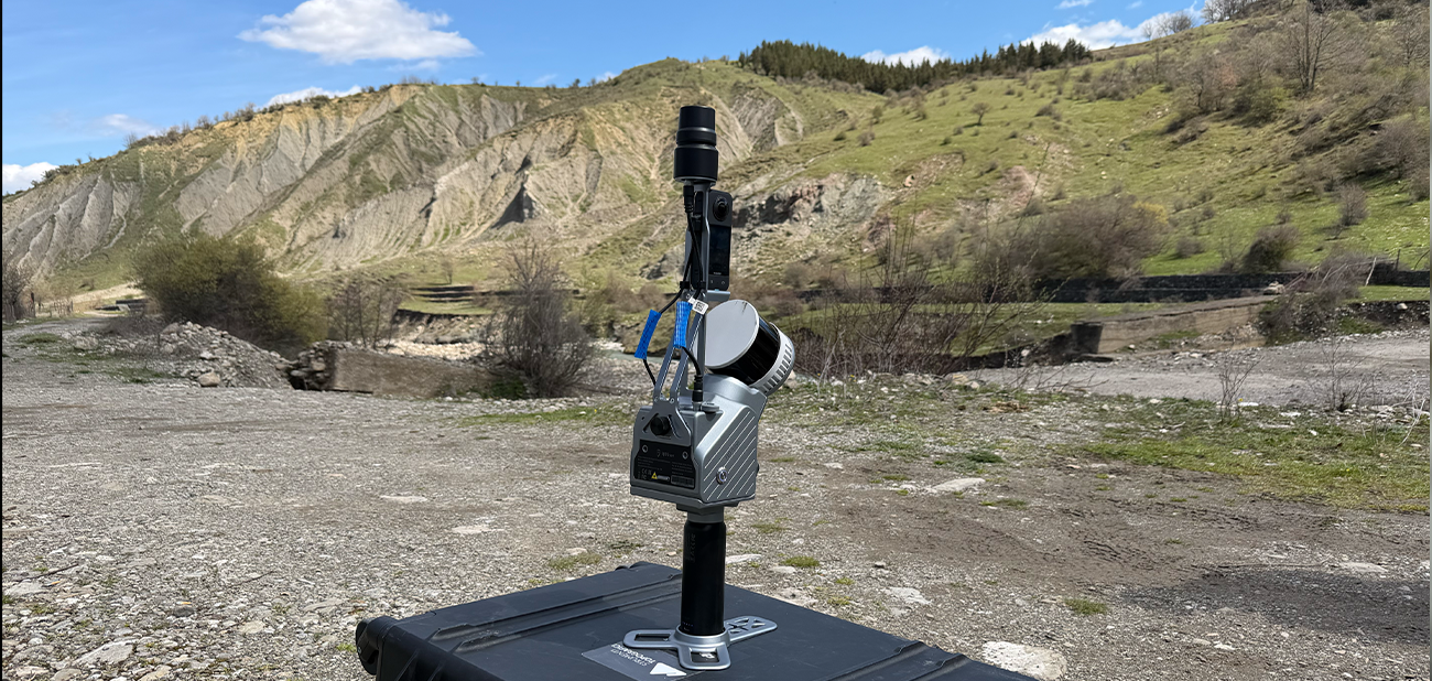 servizi ispezioni - tecniche valutazione dettagliata di edifici infrastrutture aree industriali ed impianti energetici - strumenti topografici